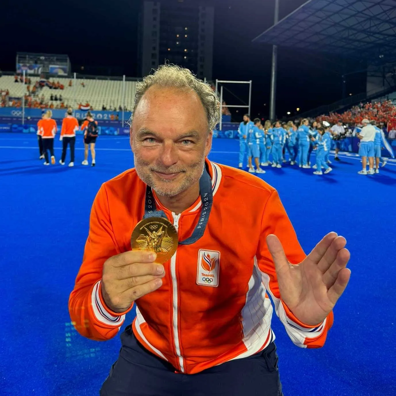 Thomas Tichelman with his 2024 Olympic gold medal